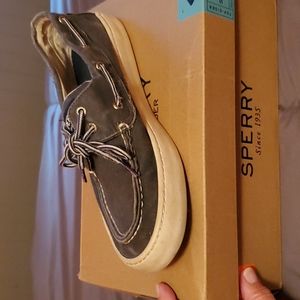 Sperry shoes
